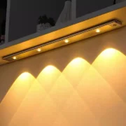 ⁦مصباح LED لإضاءة الأماكن المظلمة⁩ - الصورة ⁦6⁩